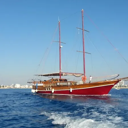Panormitis Sailing Yacht Ларнака