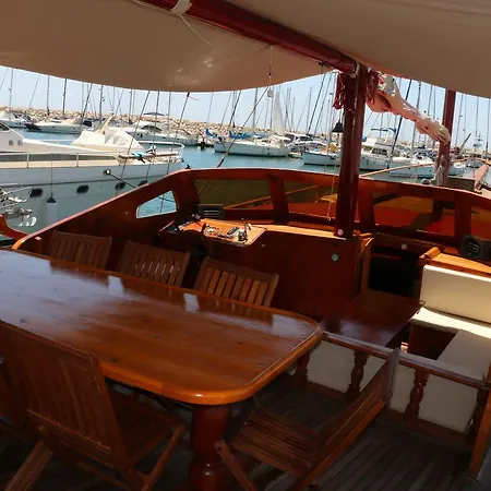 Båthotell Panormitis Sailing Yacht *